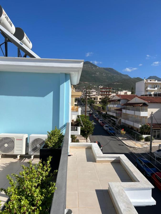 Magical Seaside Town Boutique Apts 2 Kyparissía Eksteriør bilde