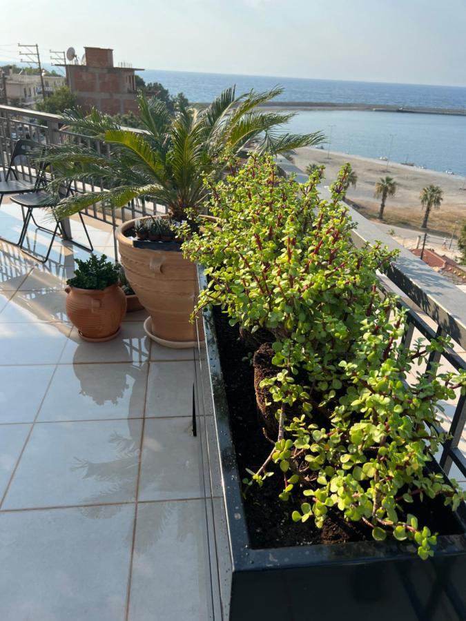 Magical Seaside Town Boutique Apts 2 Kyparissía Eksteriør bilde
