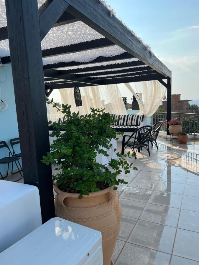 Magical Seaside Town Boutique Apts 2 Kyparissía Eksteriør bilde