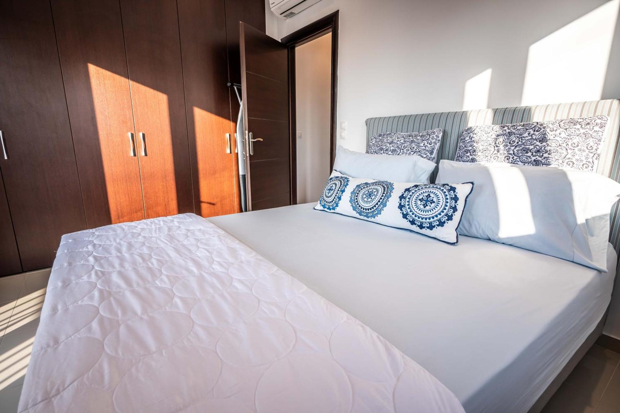 Magical Seaside Town Boutique Apts 2 Kyparissía Eksteriør bilde